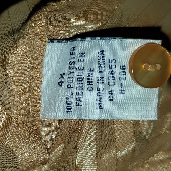 Gold Blouse 😍 - Picture 6 of 6